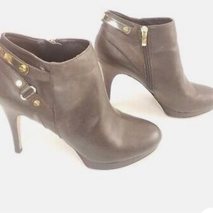 Marc Fisher never worn stiletto brown leather booties size 7.5